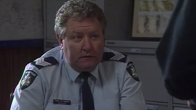 S02:E22 - Suspicion