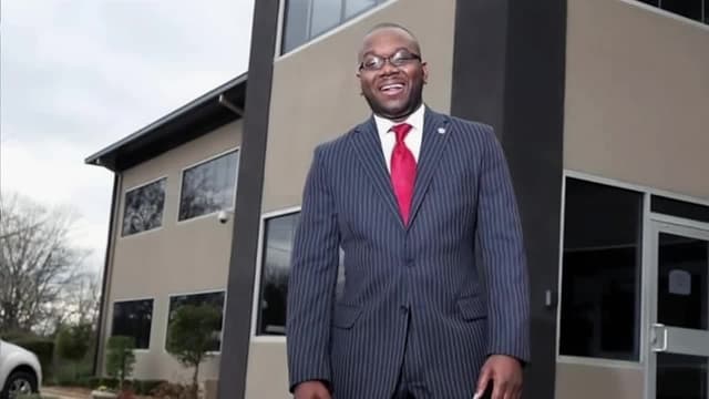 S04:E05 - Clarksdale