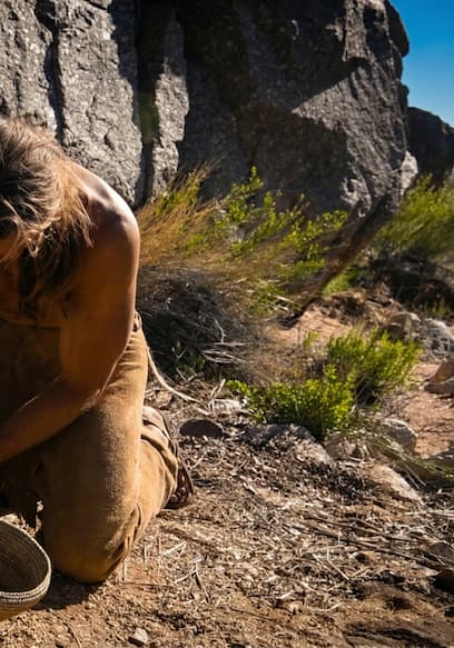 Póster de S01:E03 - Primitive Cooking and Finding Clay