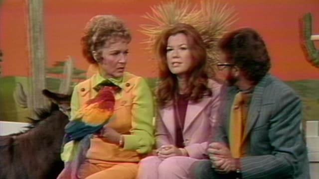 S01:E32 - Vikki Carr