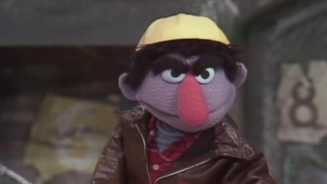 S07:E42 - Big Bird and Snuffy Make a Snowman