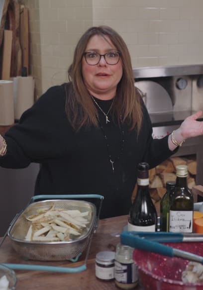 S02:E25 - Simple Beef Stew poster