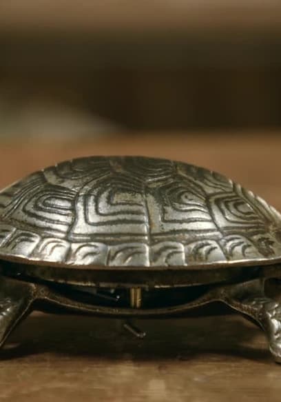 S04:E28 - Bagpipes, Welsh Crown, Tortoise Bell poster