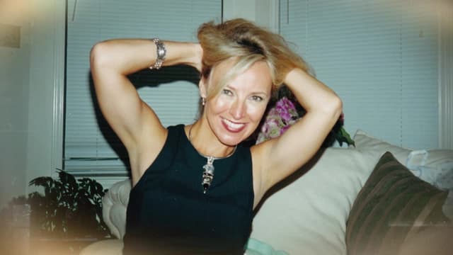 S03:E04 - When Death Knocks