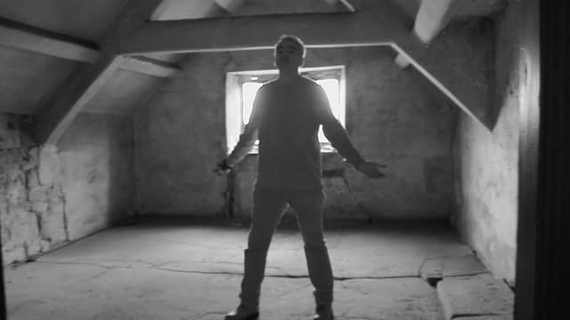 S01:E04 - Hodroyd Hall