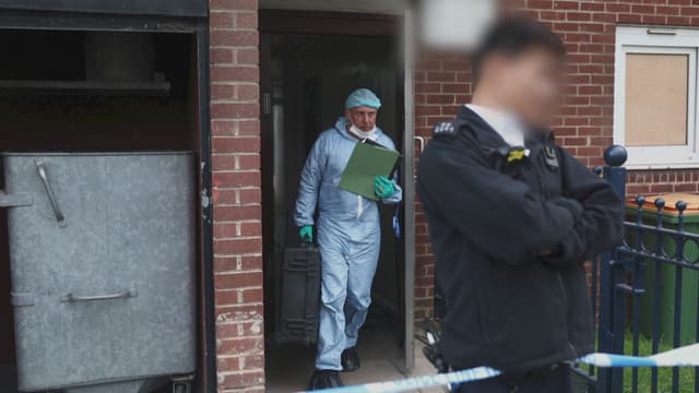 S01:E06 - Henriett Szucs and Mihrican Mustafa: Bodies in the Freezer