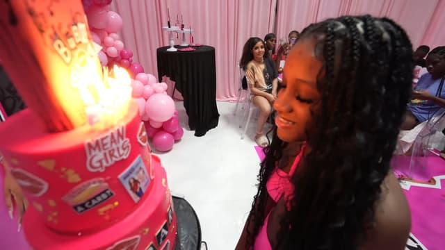 S01:E06 - Birthday Blast