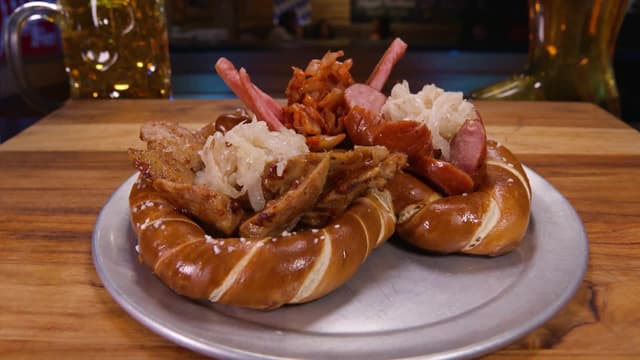 S12:E13 - Monster Mashups