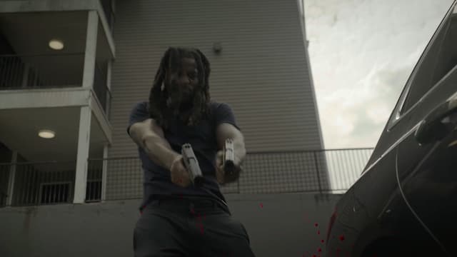 S01:E01 - No Way Out