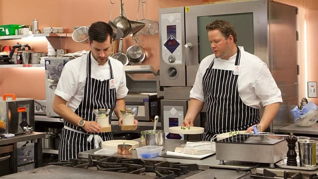 S08:E17 - South West Fish