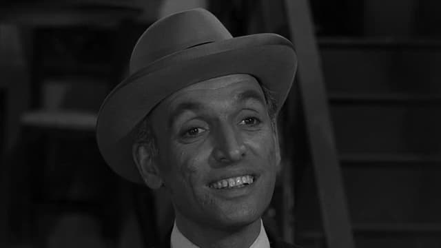 S02:E02 - The Man in the Bottle