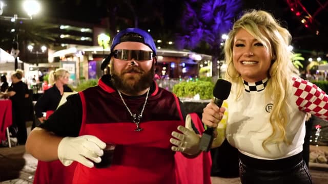 S01:E05 - Megacon After Party