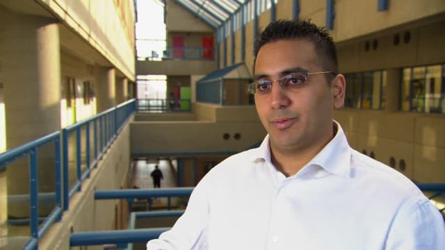 S01:E10 - Episode 10