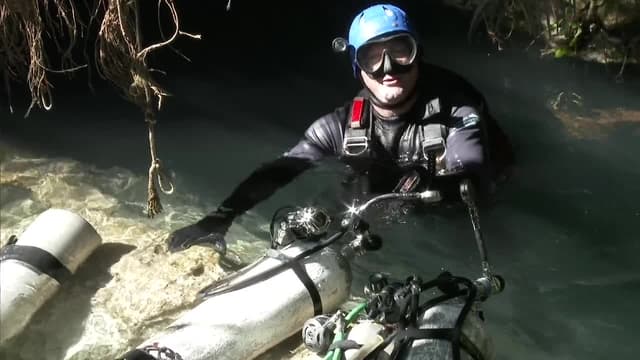 S05:E04 - Cave Training in the Bahamas