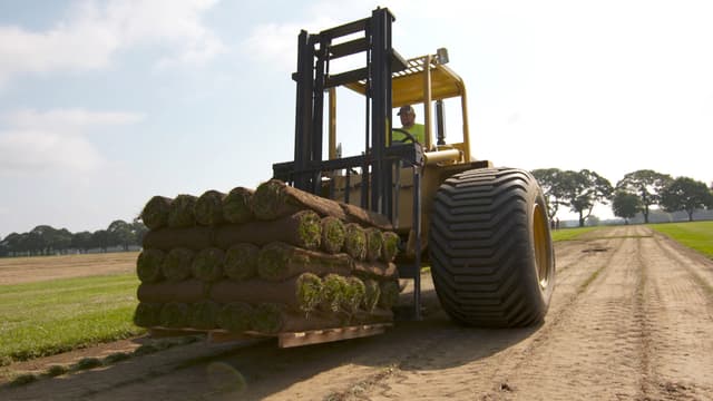 S40:E11 - The Jamestown Net-Zero House: Roger's Nod to Sod