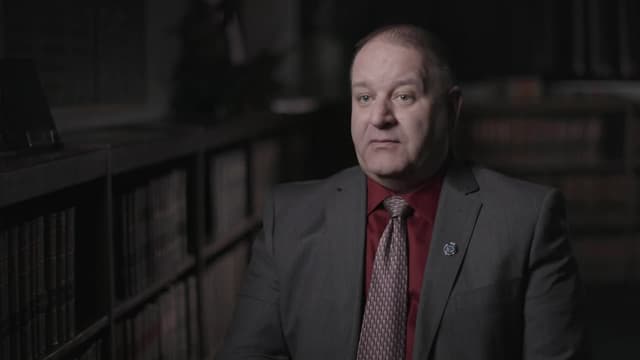 S01:E05 - The Cobra Killers, Part 1