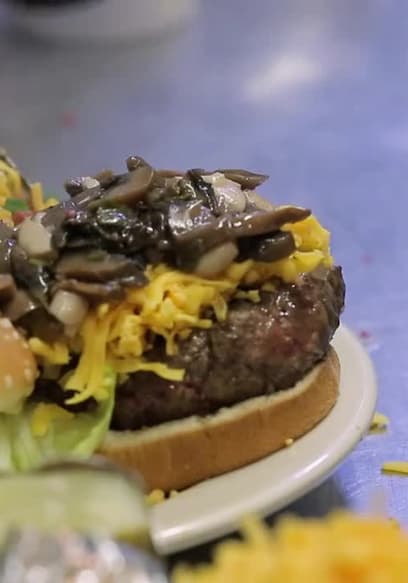 S01:E05 - New Orleans Po' Boy Burgers poster