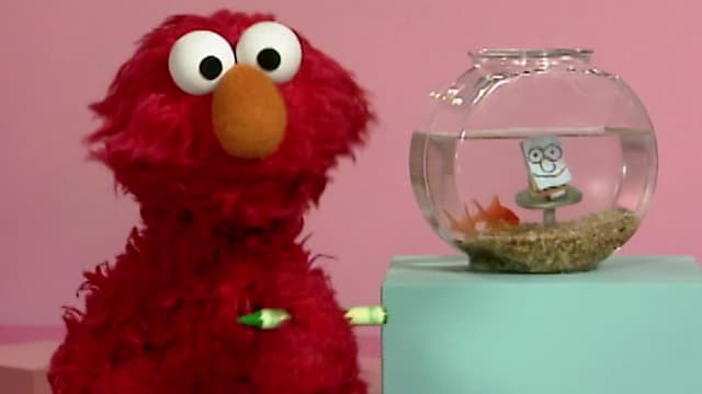 S32:E53 - Rosita Draws Pictures of Her Sesame Street Friends