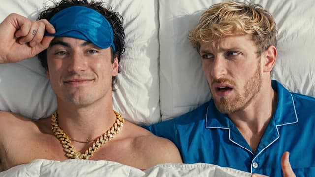 T01:C10 - S01:E10 - Living With Logan Paul for 24 Hours!