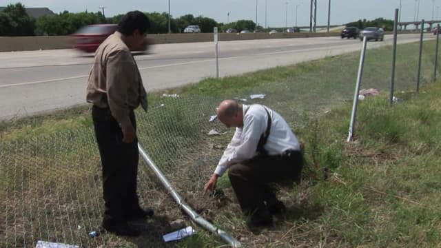 S01:E12 - Shocking Twists