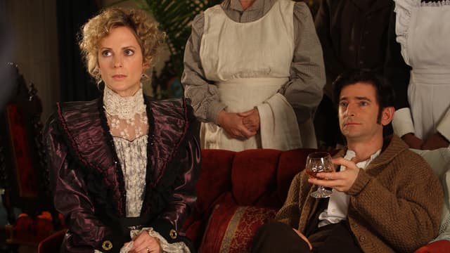 S03:E10 - The Curse of Beaton Manor