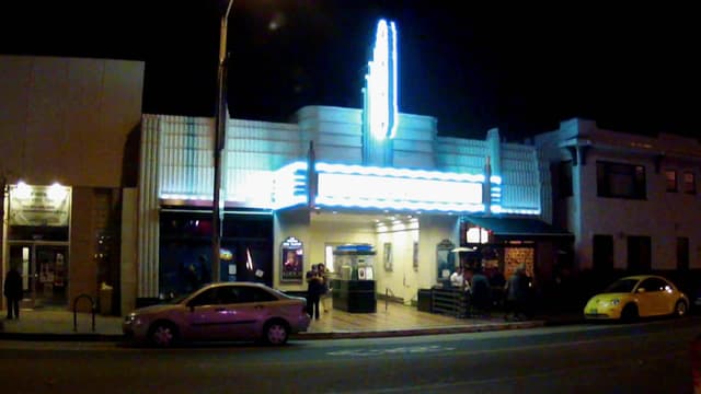 S04:E08 - My Neighbor Is Eating My Mail