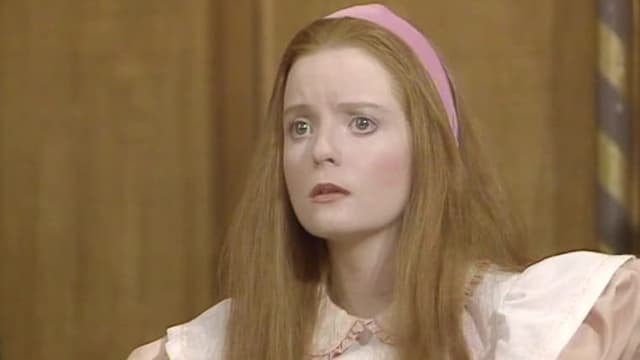 S01:E04 - Episode 4
