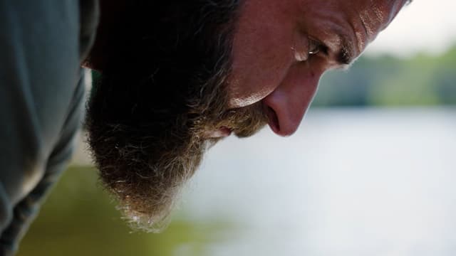 S03:E05 - Wisconsin Crayfish and Cattail