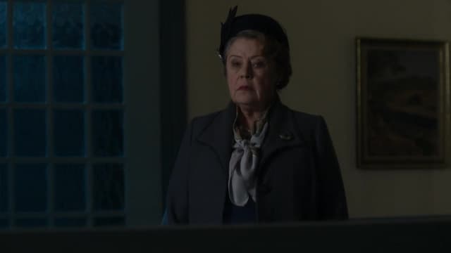 S04:E09 - Where Will the Baby's Dimple Be