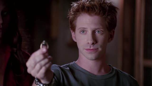 S01:E03 - In the Dark