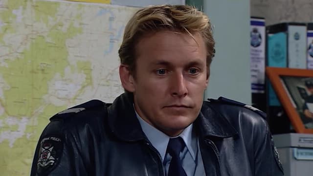 S10:E23 - Nothing Personal