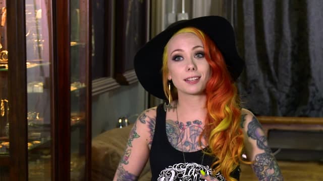 S02:E02 - Tattooed in a Public Bathroom