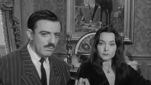 S02:E01 - My Fair Cousin Itt