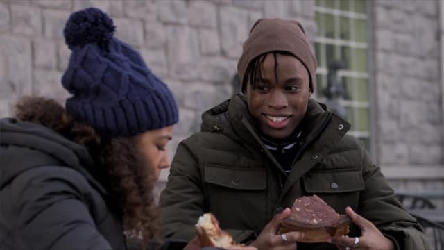 S01:E13 - She Lives in Us
