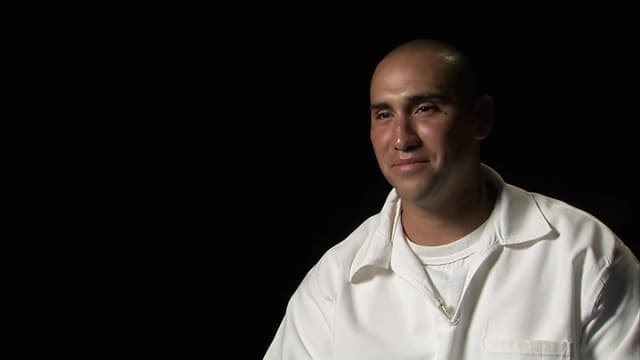 S04:E02 - Got to Wear a Pink Shirt