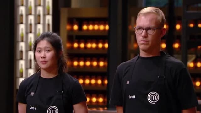 S10:E04 - Elimination Challenge Fridges and Pantry