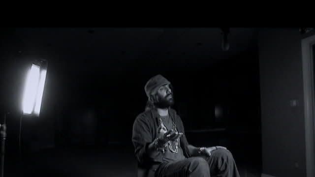 S04:E01 - Walk on Lake