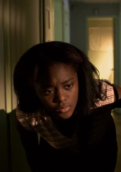 Póster de S01:E03 - Hiding in the Shadows