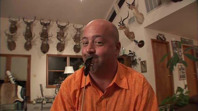 S01:E10 - New York City