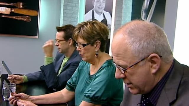 S05:E25 - Wales Judging