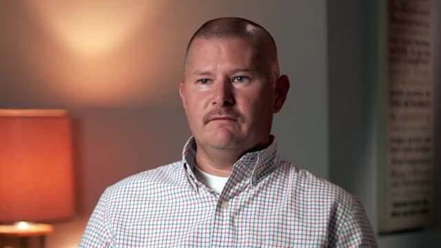 S02:E12 - Burn the Hand That Feeds You