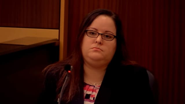 S01:E04 - Crime Scene Photos & Investigation