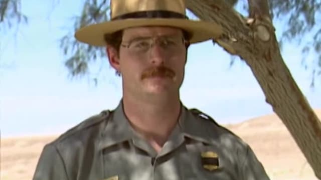 S01:E01 - Extreme Places