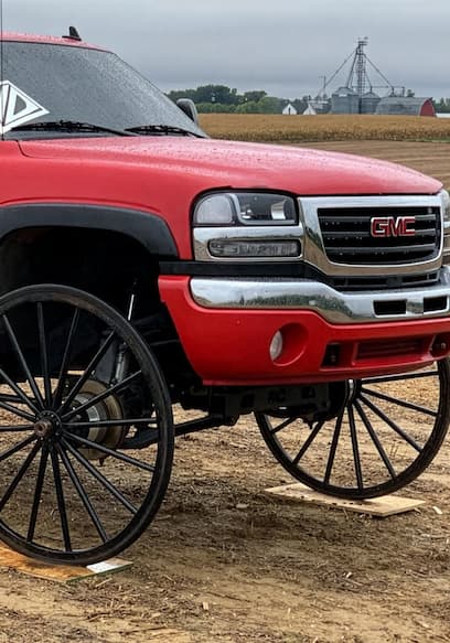 Póster de S01:E07 - Duramax on Horse and Buggy Wheels Fails Miserably