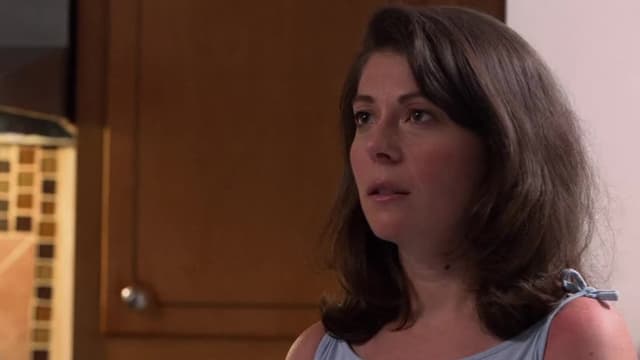 S10:E01 - The Key to Murder