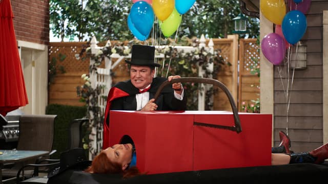 S02:E09 - Get-Em to the Greek