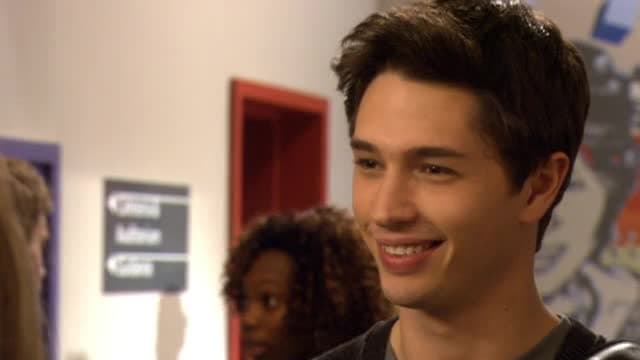 S04:E16 - Truman's Last Chance