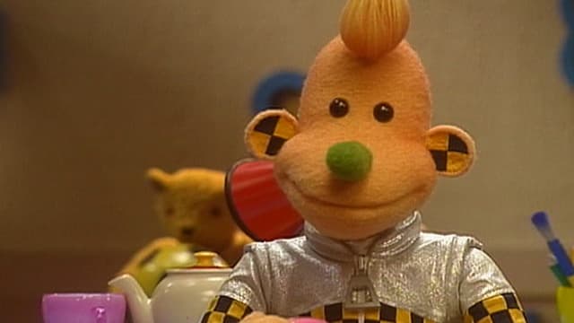 S01:E42 - Snorer's Farewell