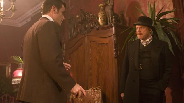 S02:E05 - Shades of Gray