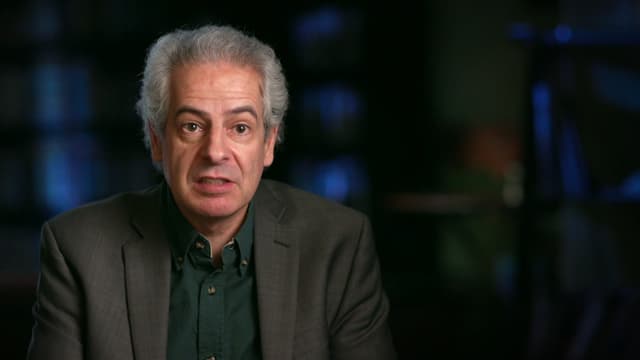 S15:E12 - Aliens and the Presidents